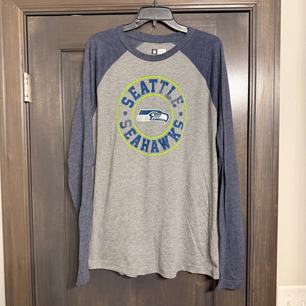 NFL Team Apparel Seattle Seahawks Mens XL Gray Navy Raglan Long Sleeve T-Shirt